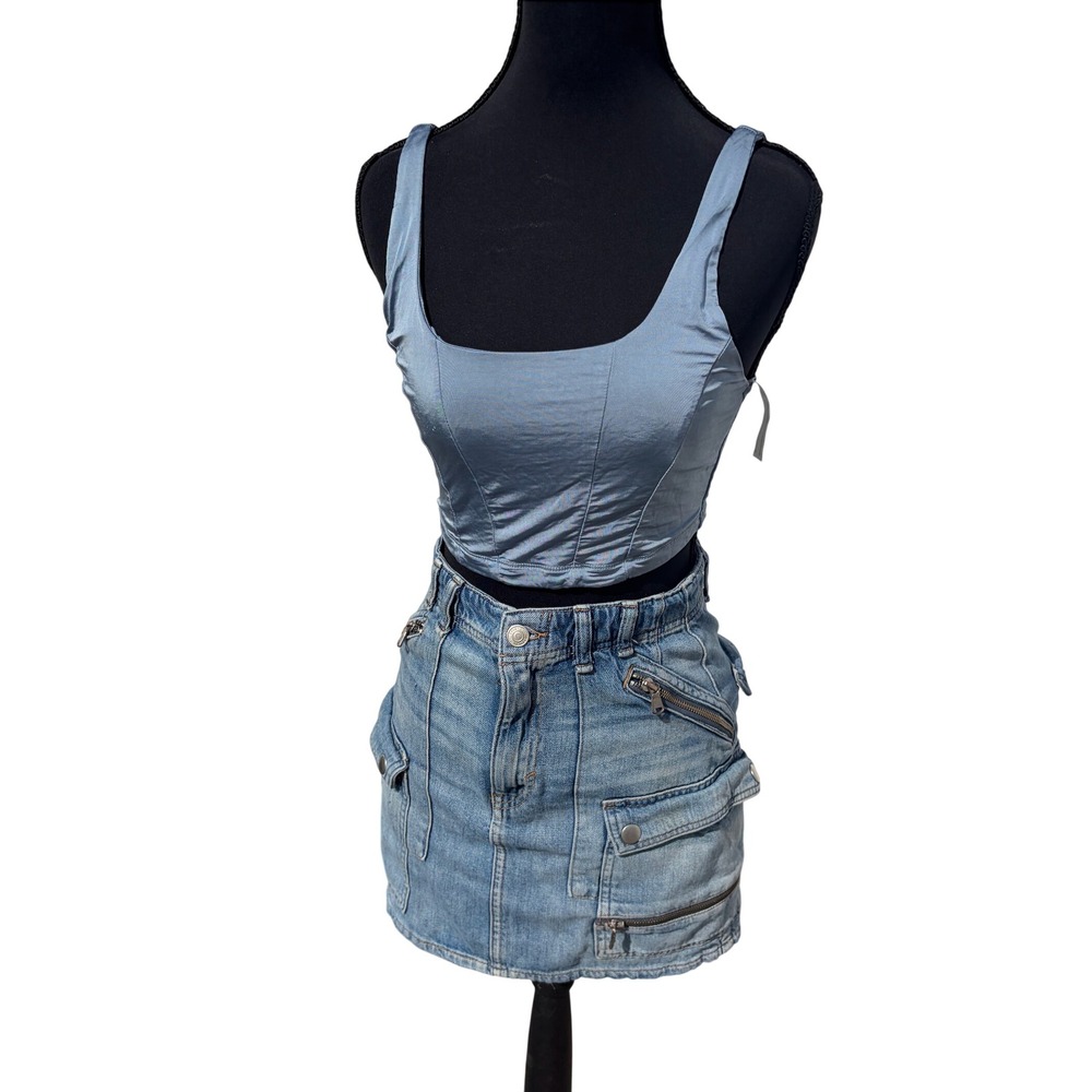 We The Free Light Wash Denim Cargo Mini Skirt Utility Zipper Pockets Blue 24